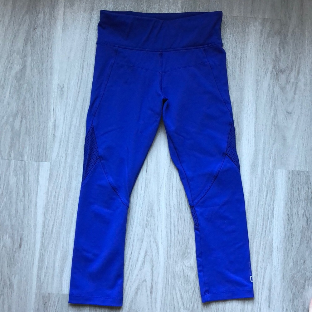 Lorna Jane Laser Cut Legging 7/8 length